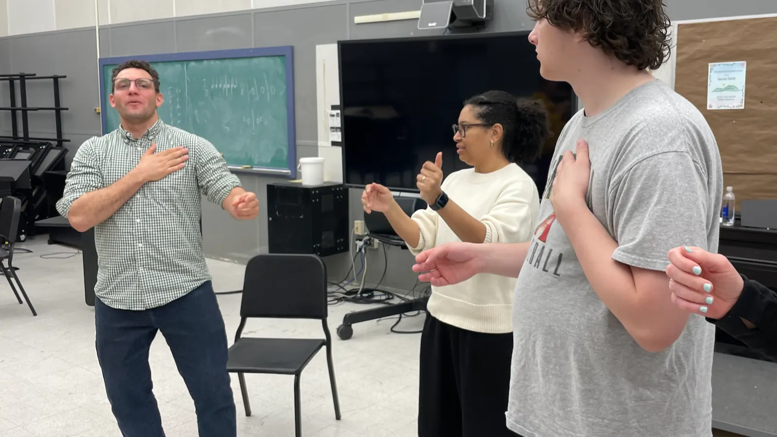 Andre teaching students Brazilian music
