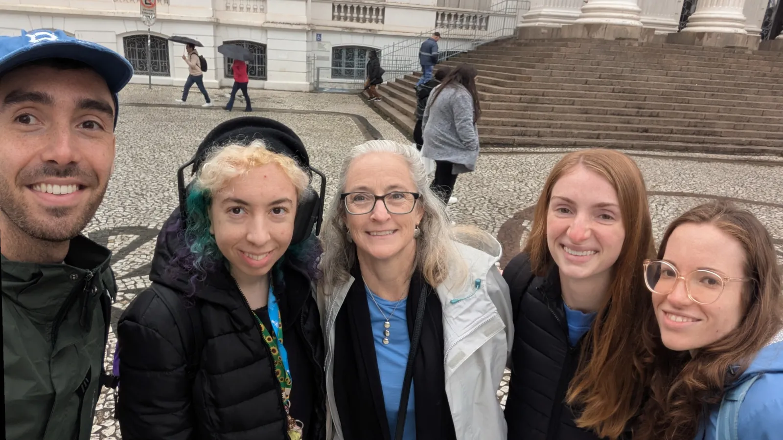 IPAST instructor Bianca and participants in front of UFPR building in Curitiba